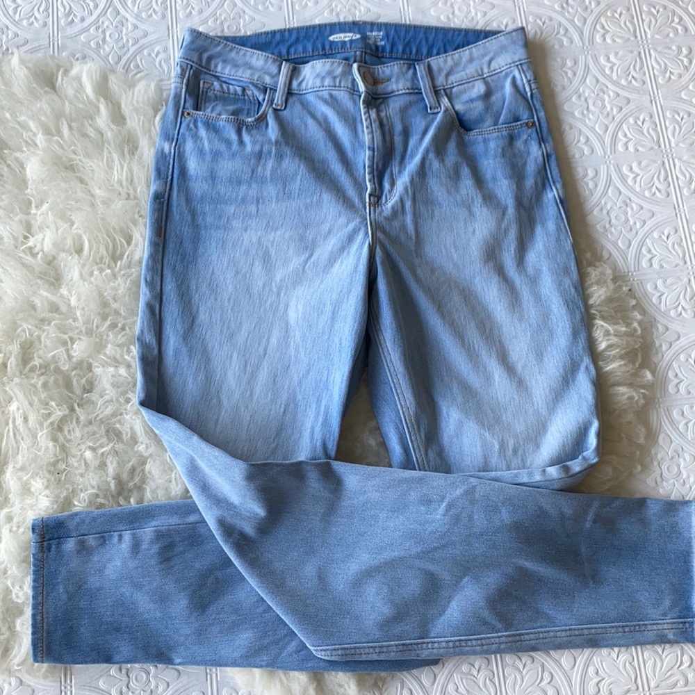 Old navy rockstar highrise skinny jeans light wash
